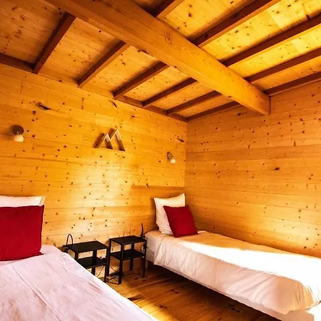 Les De La Viarhona / Cabane-spa