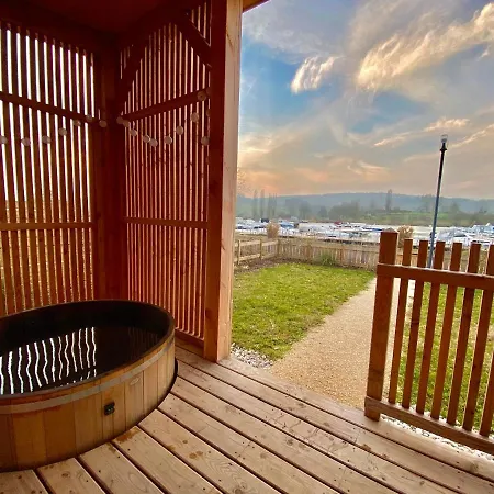 롯지 Les De La Viarhona / Cabane-spa *