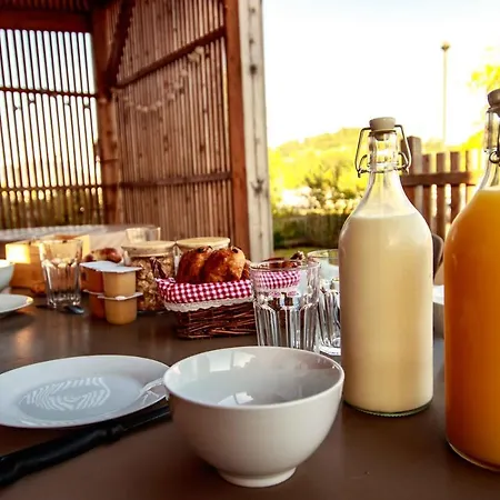 롯지 Les De La Viarhona / Cabane-spa