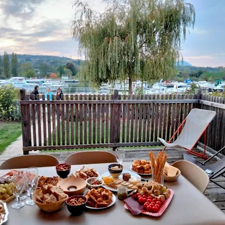 롯지 Les De La Viarhona / Cabane-spa