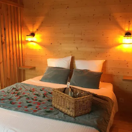 Les De La Viarhona / Cabane-spa