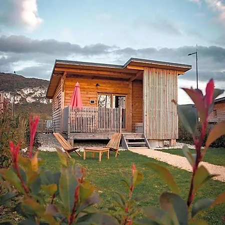 Les De La Viarhona / Cabane-spa