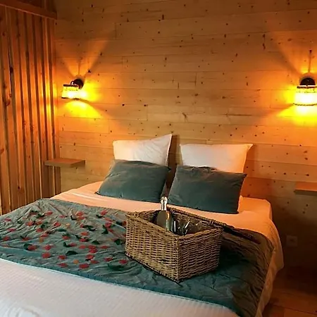 Les De La Viarhona / Cabane-spa